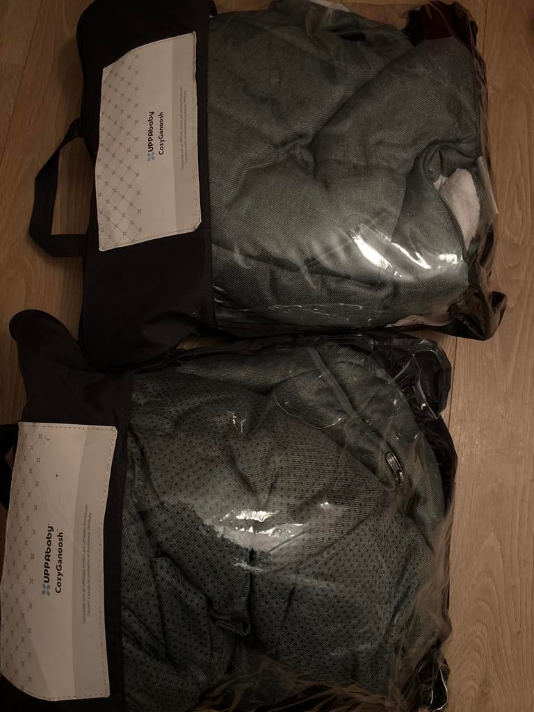 2x UPPAbaby CozyGanoosh voetenzakken - Zo goed als nieuw, Ophalen of Verzenden, Zo goed als nieuw, Kinderwagen, Overige merken