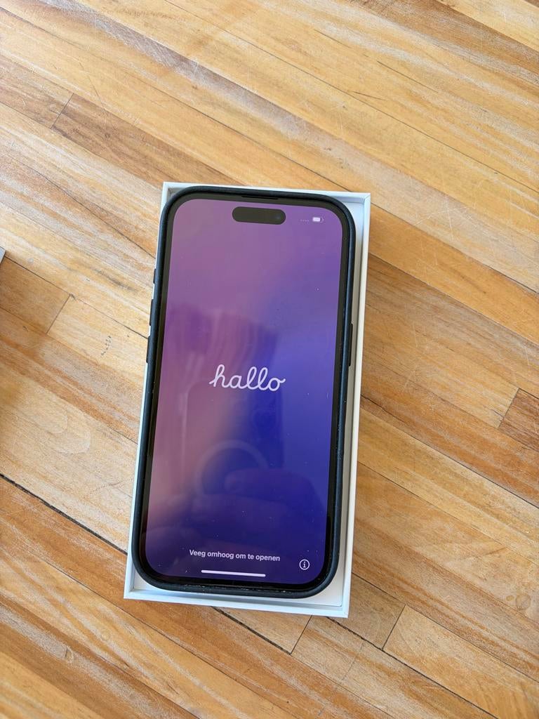 iPhone 16 Zwart 128GB - Zo goed als nieuw, met garantie, Telecommunicatie, Mobiele telefoons | Apple iPhone, 128 GB, Zwart, IPhone 16