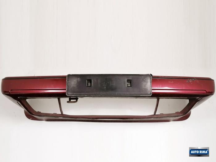 Voorbumper van een Volvo 4-Serie (322), Auto-onderdelen, Carrosserie en Plaatwerk, Gebruikt, -, -, Ophalen of Verzenden