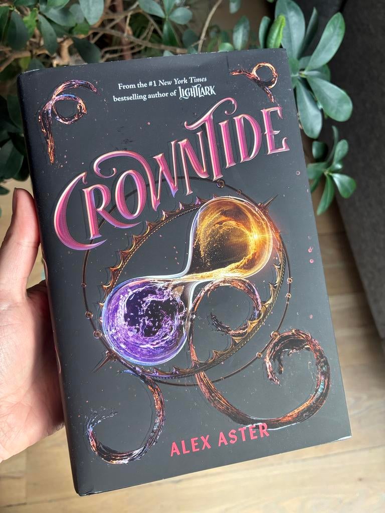 Alex Aster Crowntide ENGELS hardcover, Boeken, Ophalen of Verzenden, Gelezen