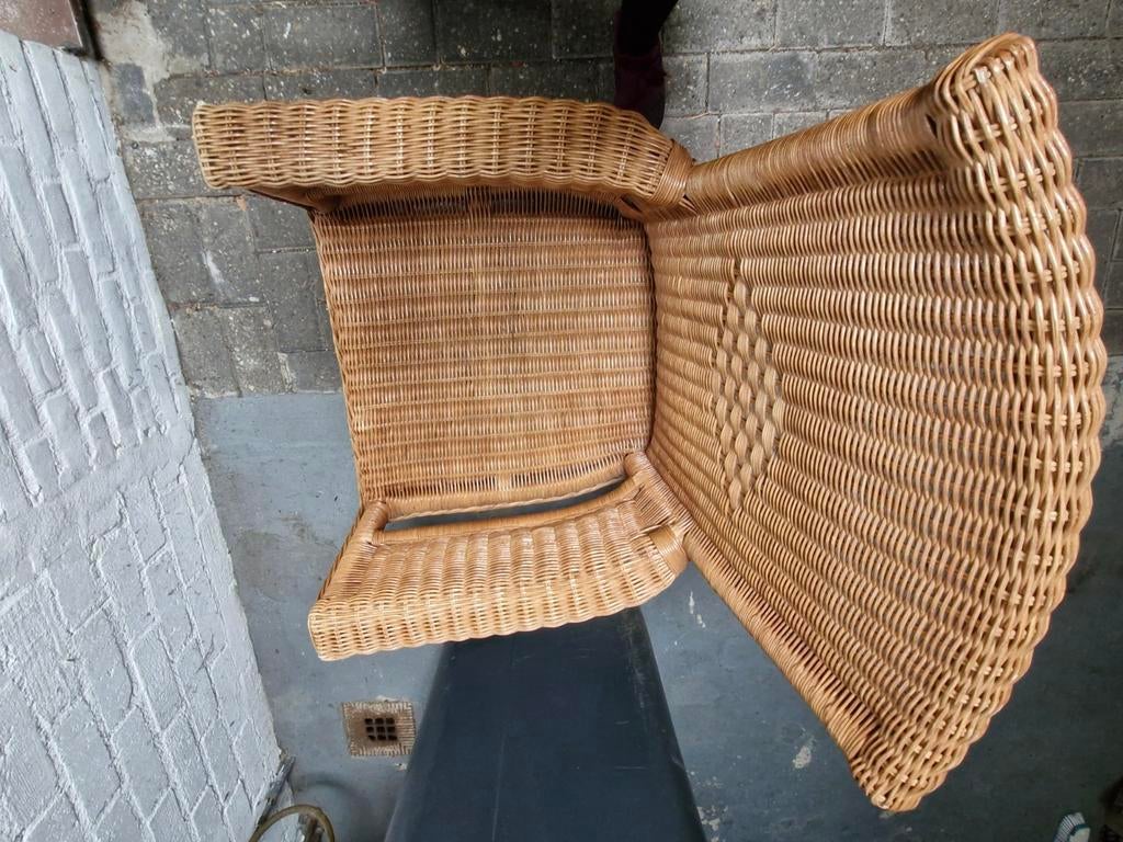 Rotan stoel, Ophalen