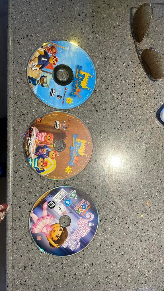 Gratis 3 dvd’s, Cd's en Dvd's, Alle leeftijden, Ophalen, Zo goed als nieuw