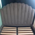 Richmond Slaapkamer Bed 1.40x2.00 met Schelp Hoofdbord, Ophalen, Gebruikt, Tweepersoons, 140 cm