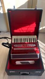 Accordeon in kist, 30 toetsen, Gebruikt, Overige formaten, Toetsaccordeon, Met koffer