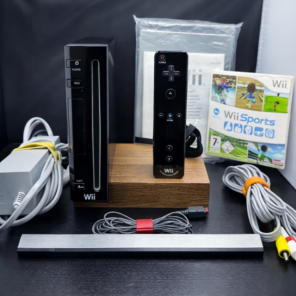Zwarte Nintendo Wii met Wii MotionPlus Inside Controlle, Spelcomputers en Games, Spelcomputers | Nintendo Wii, S, G, Ophalen of Verzenden