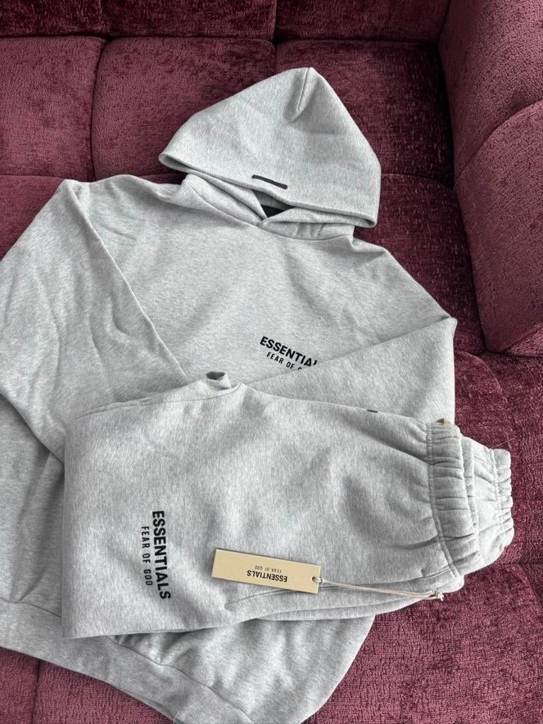 Essentials pak nieuw met kaartje, Kleding | Heren, Truien en Vesten, Ophalen of Verzenden, Nieuw, Grijs