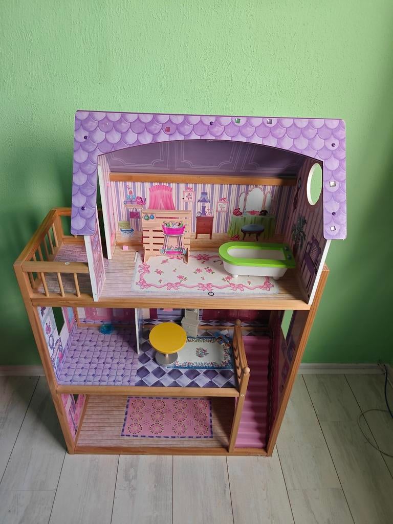 Barbie speelhuisje, Kinderen en Baby's, Speelgoed | Poppenhuizen, Ophalen, Gebruikt, Poppenhuispop