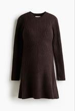 H&M Mama Ribgebreide Jurk Maat L, Kleding | Dames, Bruin, Maat 42/44 (L), Ophalen of Verzenden, Zo goed als nieuw