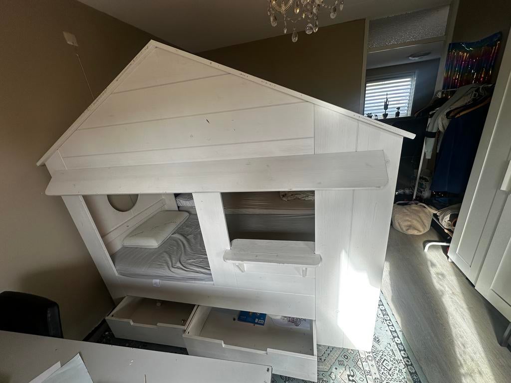 Kinderbed huisje met lades - wit (zonder matras), Kinderen en Baby's, 85 tot 100 cm, Ophalen of Verzenden, Zo goed als nieuw, Lattenbodem