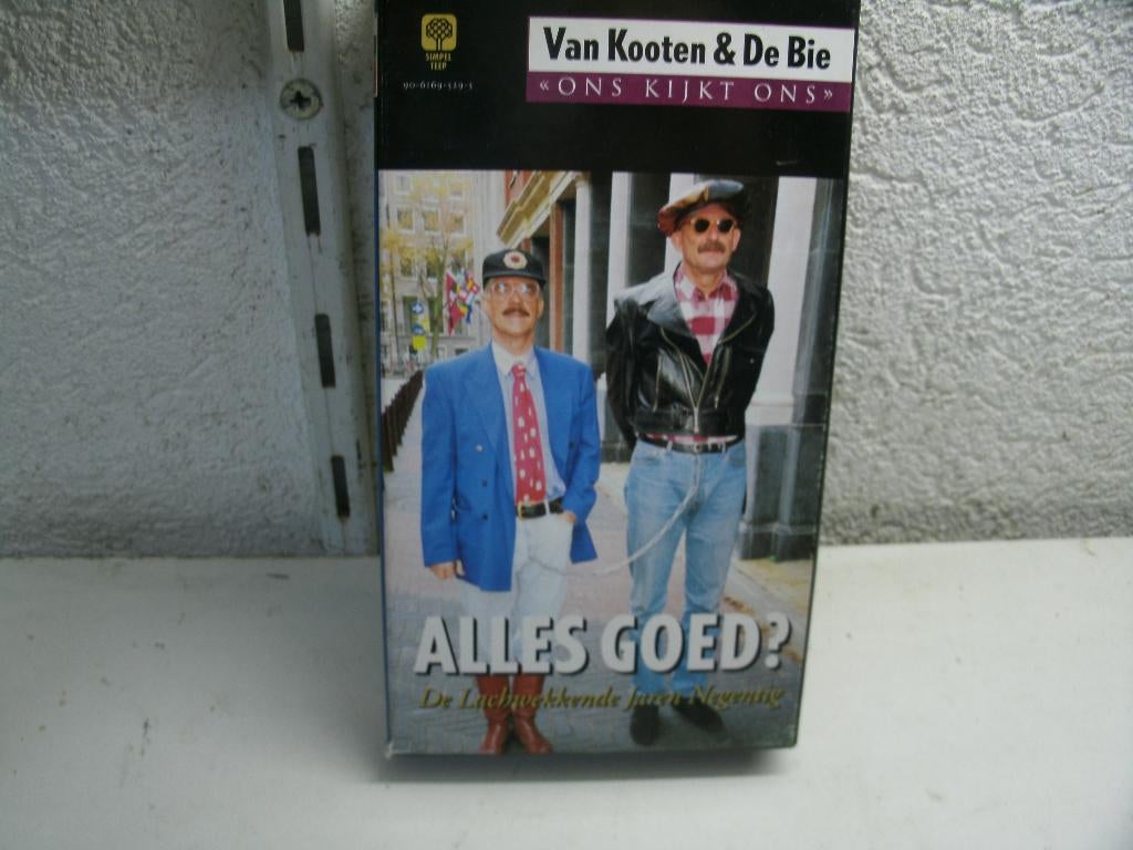 vhs 47a alles goed van kooten en bie, Alle leeftijden, Ophalen of Verzenden, Gebruikt