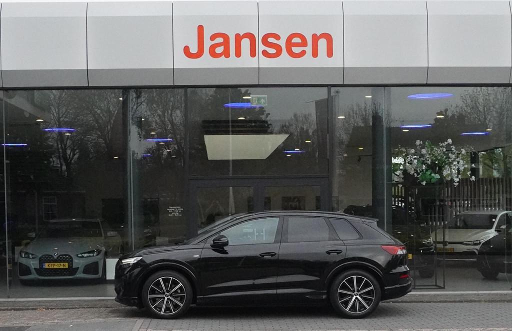Audi Q4 e-tron 50 quattro S edition 77 kWh | CARPLAY | ACC |, Auto's, Audi, 12 maanden, Zwart, Zwart, Origineel Nederlands