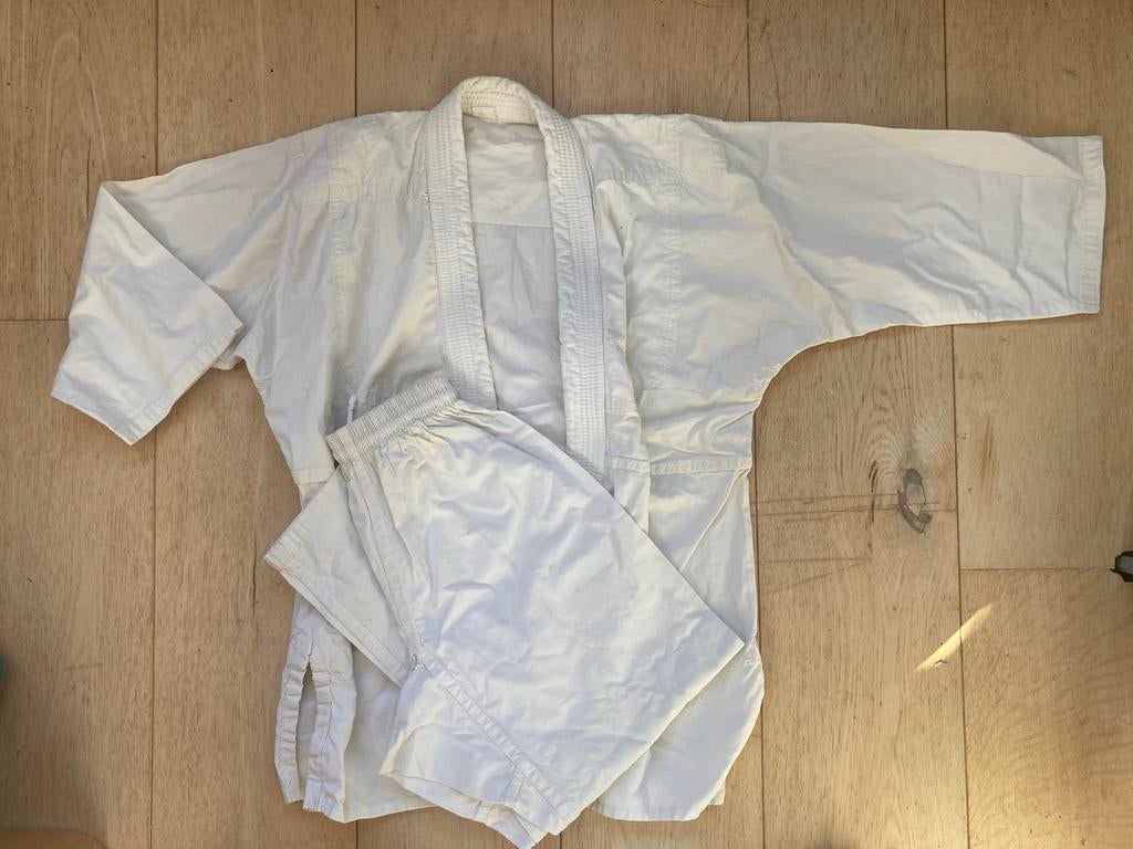 Matsuru Judo Pak - Zo goed als nieuw, Sport en Fitness, Maat XS of kleiner, Judo, Vechtsportpak, Ophalen of Verzenden
