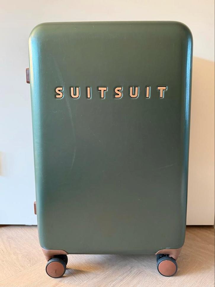 SuitSuit Fab Seventies middelgrote koffer – Beetle Green, Sieraden, Tassen en Uiterlijk, Koffers, Gebruikt, Hard kunststof, 60 tot 70 cm