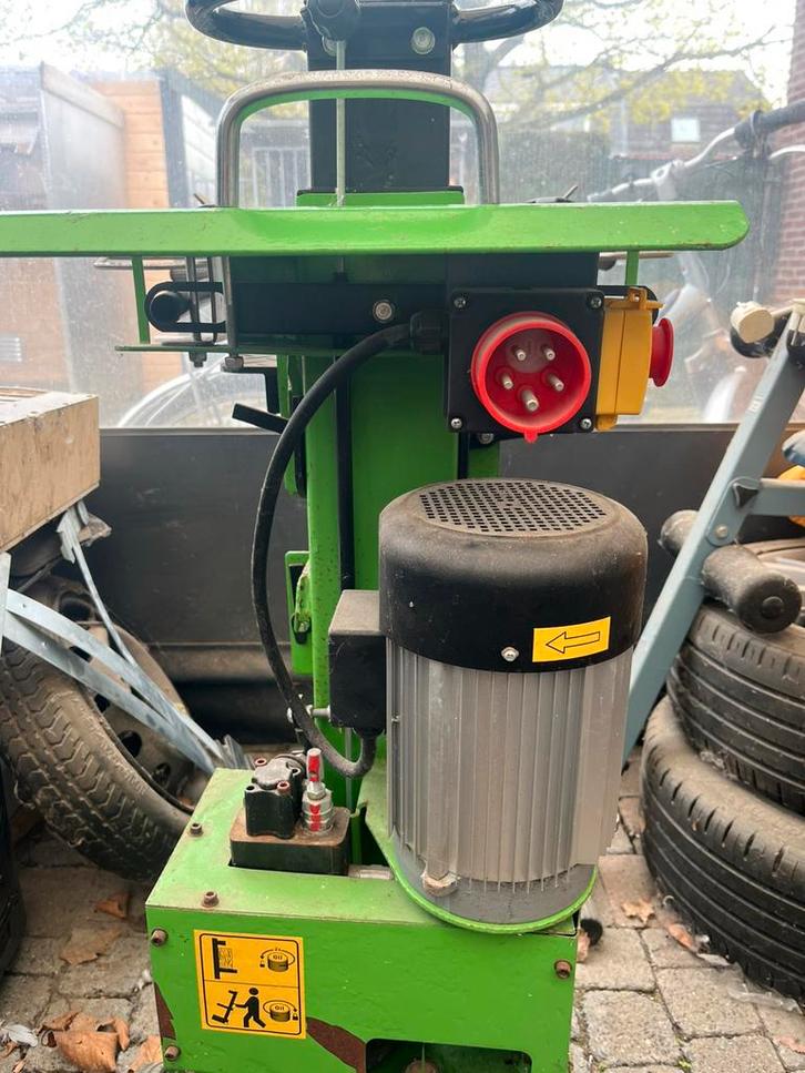 Kity PV 6000 houtklover, Doe-het-zelf en Verbouw, Gereedschap | Zaagmachines, Afkortzaag, 1200 watt of meer, 70 mm of meer, Ophalen