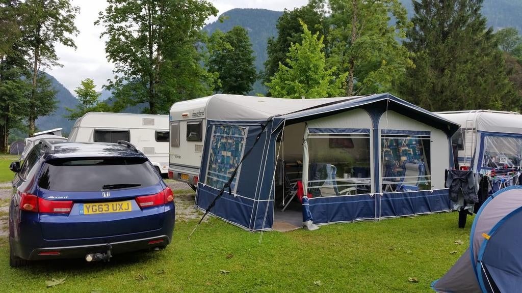 Te koop voortent en luifel omloopmaat ongeveer  8,90 meter, Ophalen