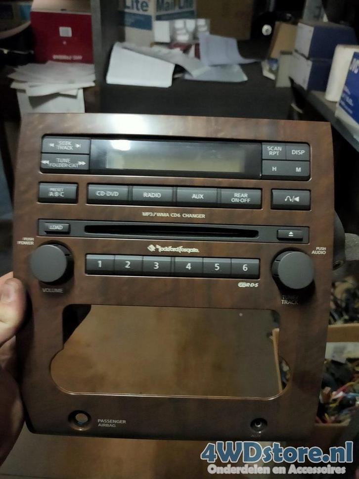 Nissan Titan Radio 1031918, Auto diversen, Autoradio's, Ophalen of Verzenden