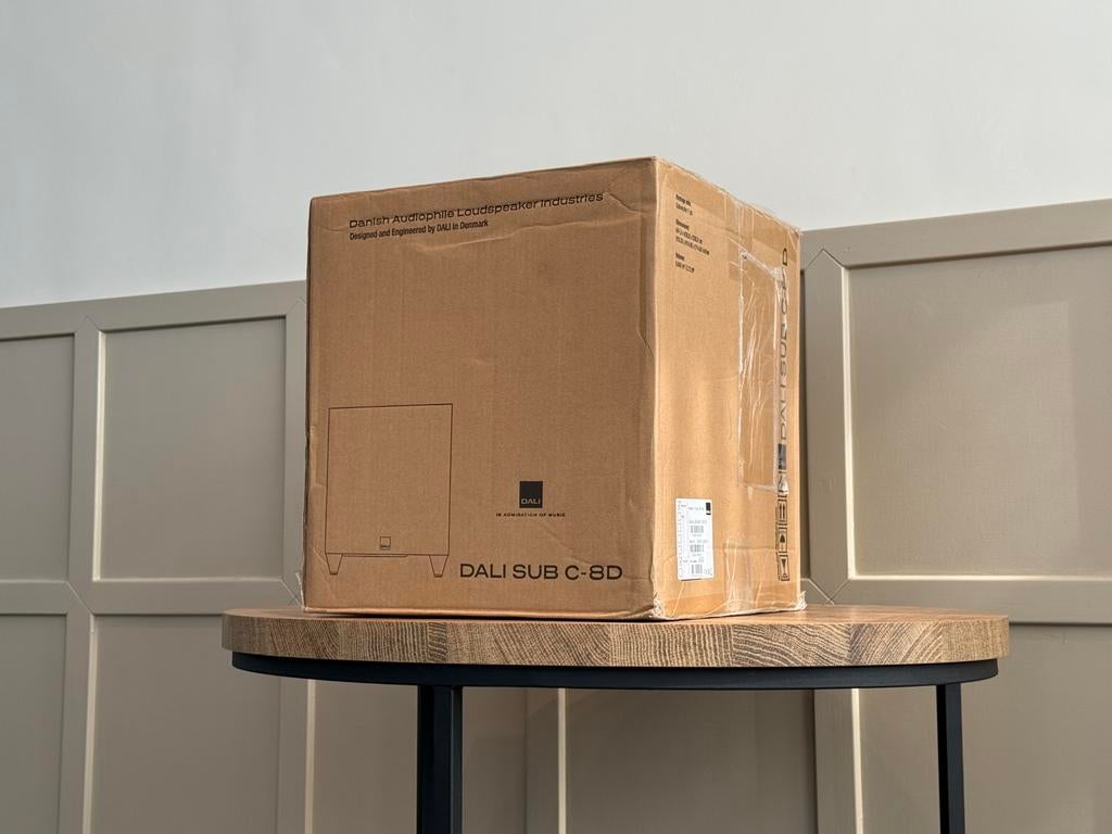 Dali SUB C-8 D / B-stock / 2 jaar garantie / 2 beschikbaar, Audio, Tv en Foto, Luidsprekers, Overige merken, Subwoofer, Ophalen of Verzenden