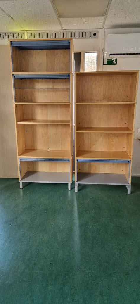 Ikea computerkast met rolluiken (2 stuks), Ophalen