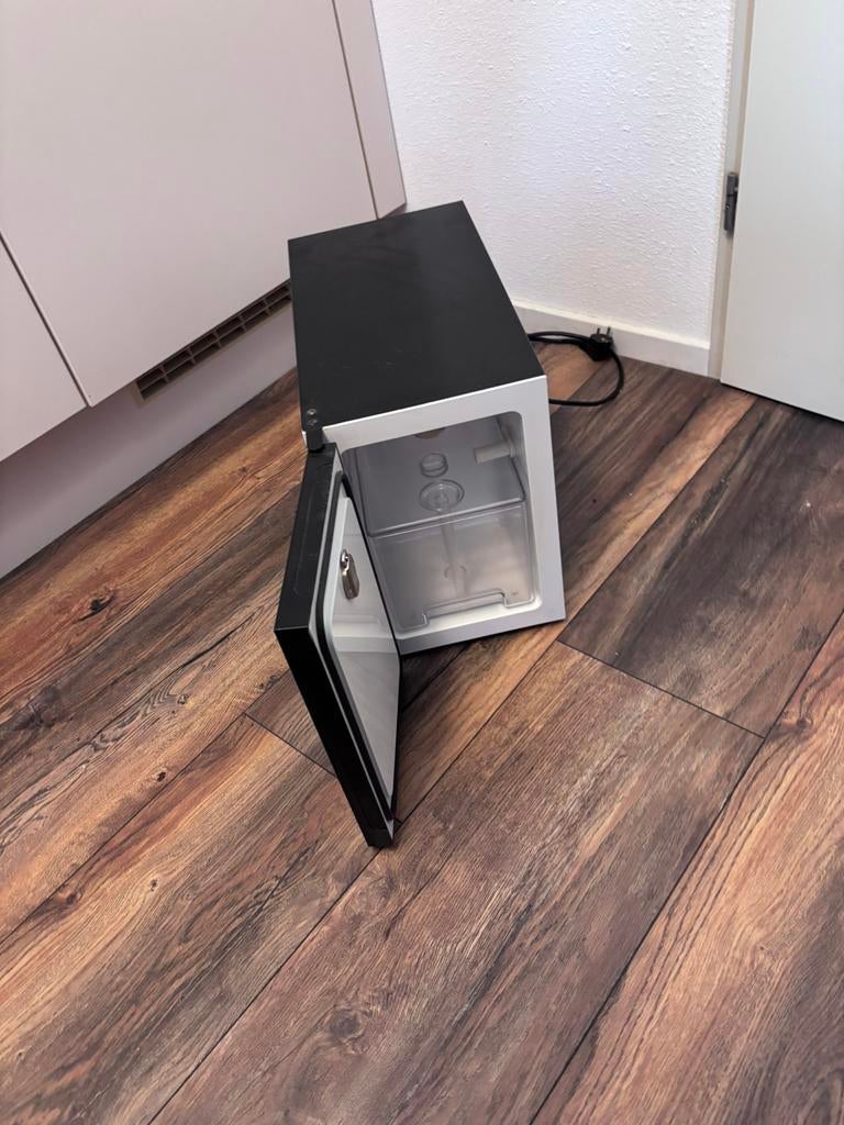 WMF / Vitrifrigo FG10i Melkkoeler – Inclusief reservoir, Ophalen, Gebruikt, Overige merken, Melkaccessoire