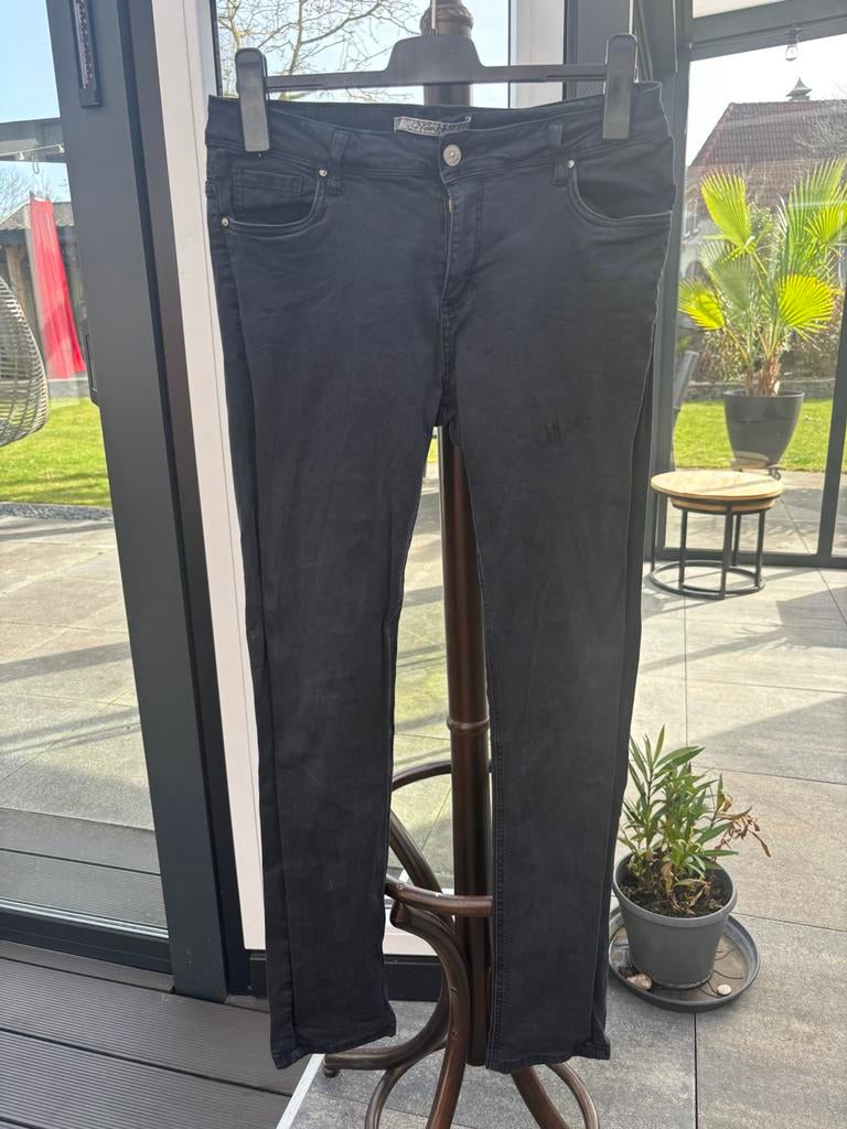 Spijkerbroek Norfy Denim maat 42, Kleding | Dames, Spijkerbroeken en Jeans, Ophalen of Verzenden, Zo goed als nieuw, Zwart, W33 - W36 (confectie 42/44)