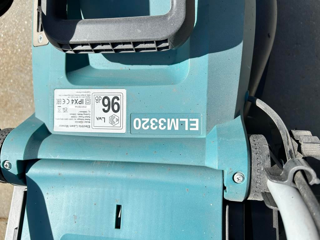 Makita ELM3320 Elektrische Grasmaaier - Gebruikt, Tuin en Terras, Grasmaaiers, Cirkelmaaier, Gebruikt, Elektrische grasmaaier