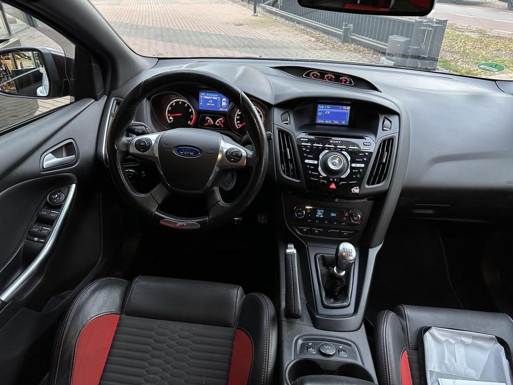 Ford Focus Wagon 2.0 EcoBoost ST-2 Recaro Stoelverw. Cruise, Auto's, Euro 5, Gebruikt, 4 cilinders, Leder en Stof
