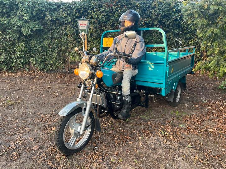 Wie weet maak je een koffiebar van deze ( model) Piaggio Ape, Fietsen en Brommers, Overige Fietsen en Brommers, Gebruikt, Ophalen