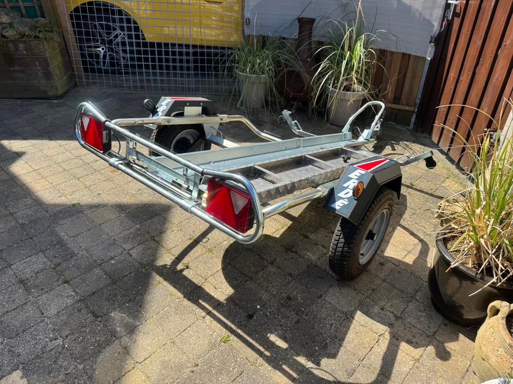 Prachtige Erde motor aanhanger te koop, Auto diversen, Aanhangers en Bagagewagens, Ophalen, Zo goed als nieuw