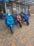 Piaggio zip sp  diverse uitvoeringen  Geel kenteken, Fietsen en Brommers, Scooters | Piaggio, Gildenplein12, Piaggio, Maximaal 45 km/u