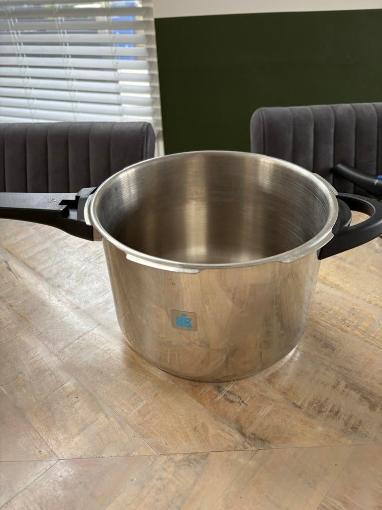 Snelkookpan BK 4 liter, Huis en Inrichting, Keuken | Potten en Pannen, Ophalen, Zo goed als nieuw, Rvs, Kookpan of Snelkookpan