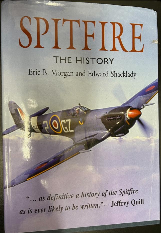Spitfire The History E.B. Morgan & E. Shaklady, Ophalen, Zo goed als nieuw, Boek of Tijdschrift