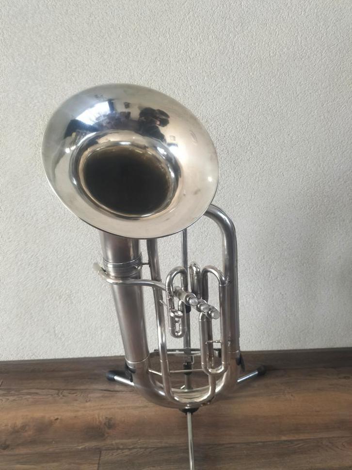 Champion USA Front Bell Bariton Zilver met Draaibare Beker, Muziek en Instrumenten, Blaasinstrumenten | Overige, Gebruikt, Koperblazer