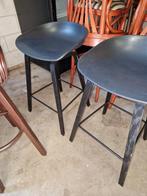 2st hay barkrukken, 2 krukken, Ophalen, 60 tot 90 cm