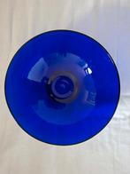 Grote kobaltblauwe glazen kom op voet, Antiek en Kunst, Antiek | Glas en Kristal, Ophalen of Verzenden