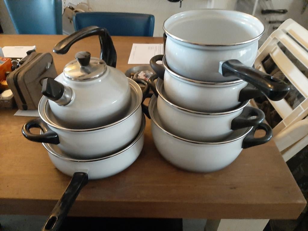 Mooie pannen, Huis en Inrichting, Keuken | Potten en Pannen, Ophalen, Zo goed als nieuw, Overige materialen, Pannenset