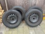 Winterbanden 205/60 R16 + Stalen velgen (VW/Audi/Seat/Skoda), Ophalen, Gebruikt, 16 inch, Band(en)