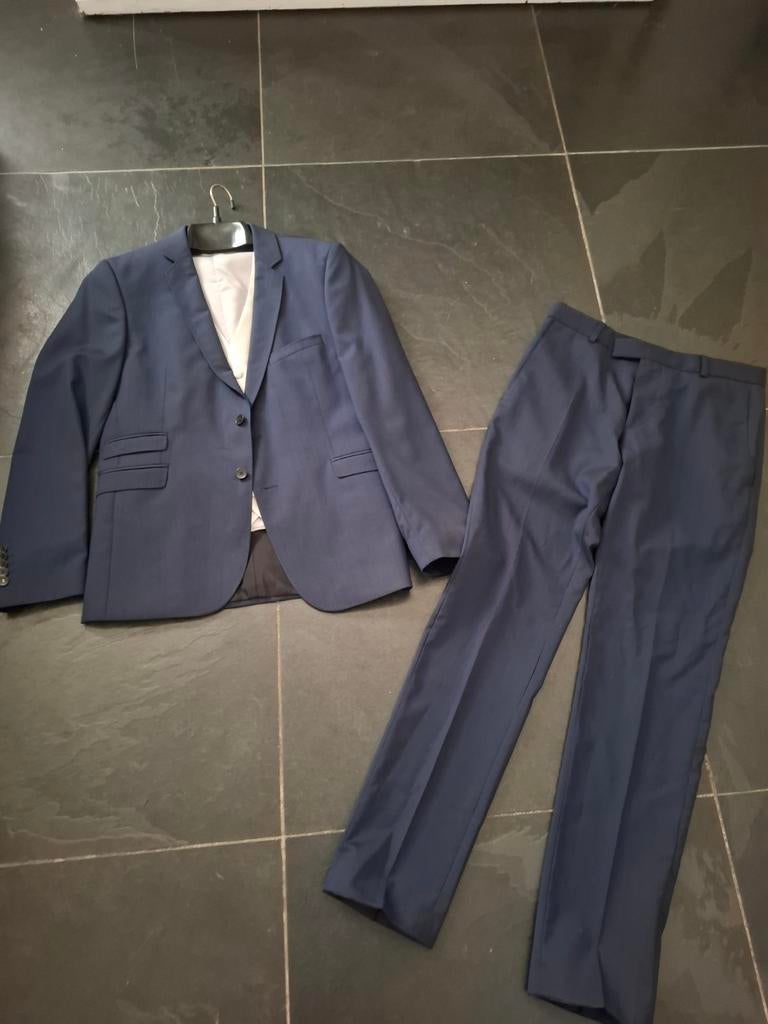 Strellson trouwpak/kostuum - Maat 46 - Blauw - Dunne stof, Kleding | Heren, Kostuums en Colberts, Strellson, Blauw, Ophalen of Verzenden