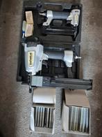 nieten tacker en pin tacker., Ophalen of Verzenden, Zo goed als nieuw