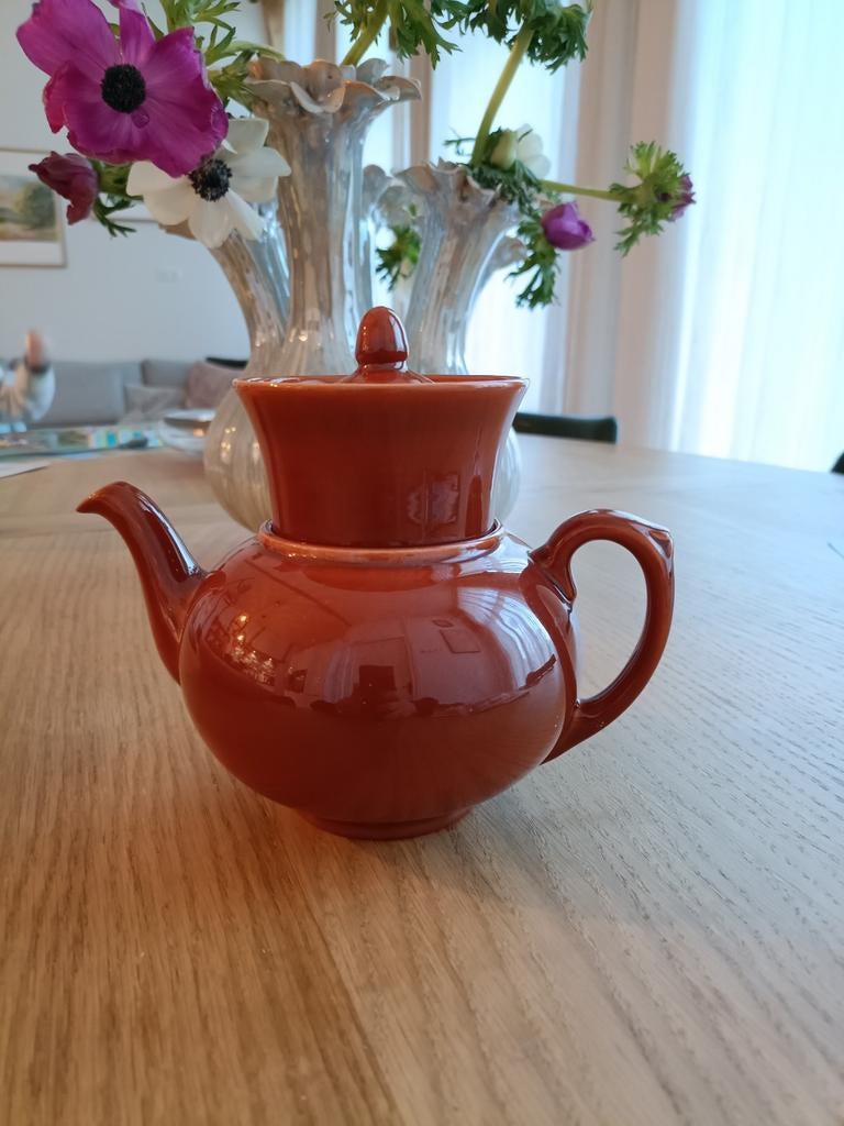 Gouda Plateel Theepot met Filter, Antiek en Kunst, Antiek | Keramiek en Aardewerk, Ophalen of Verzenden