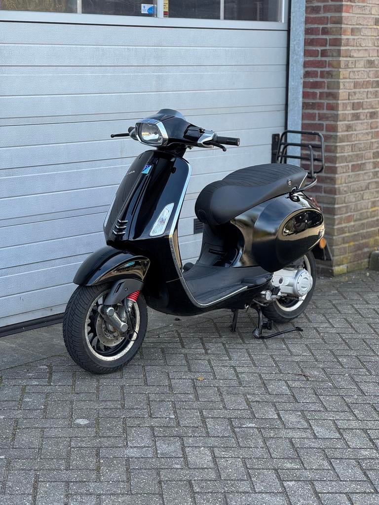 Vespa Sprint 2018 | 10000KM | Goed onderhouden, Fietsen en Brommers, Scooters | Vespa, Overige modellen, Ophalen of Verzenden