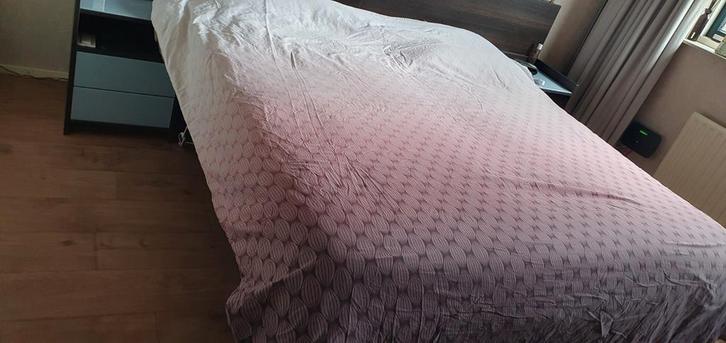 Esprit Dekbedovertrek - Roze/Paars met patroon, Huis en Inrichting, Slaapkamer | Beddengoed, Gebruikt, Dekbedovertrek, Tweepersoons