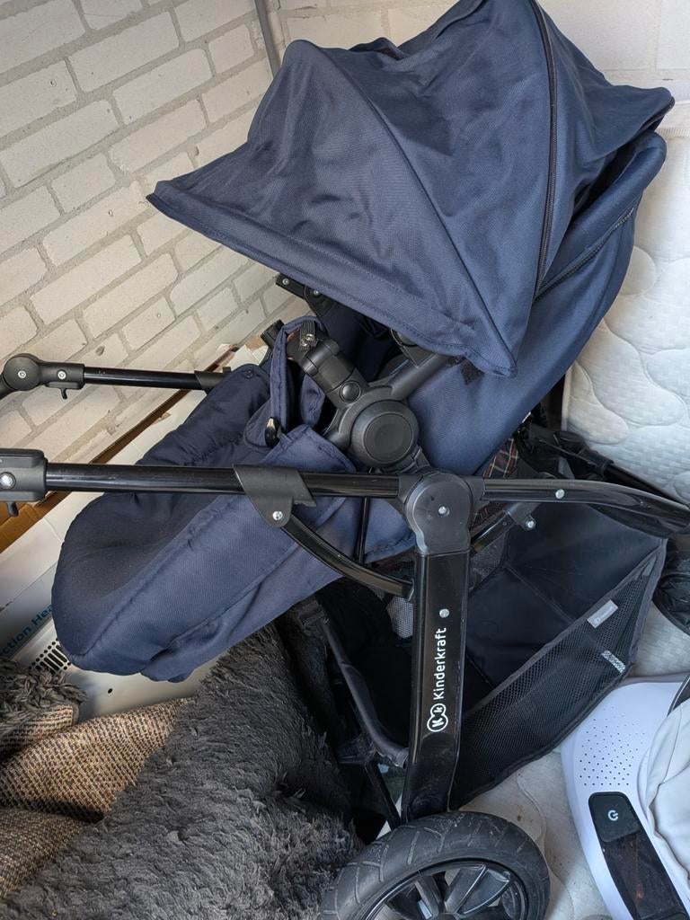 Kinderkraft buggy met goede wielen, Kinderen en Baby's, Buggy's, Ophalen
