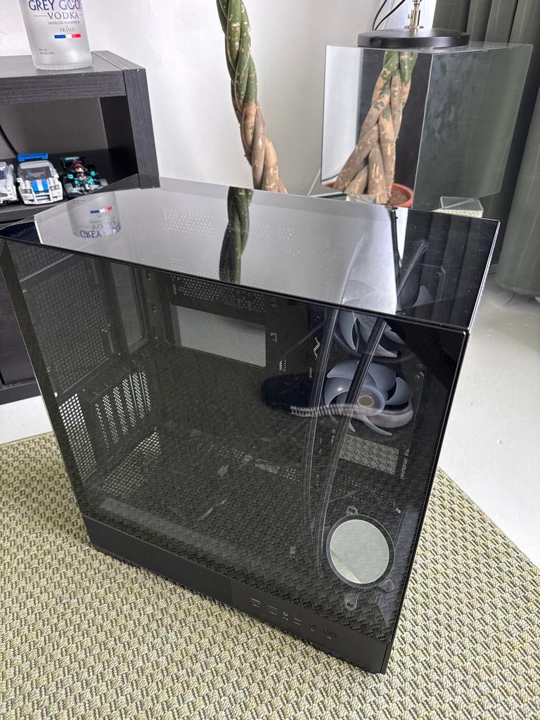 Zalman P40 Prism Black + NZXT 240mm AIO waterkoeling, Computers en Software, Computerbehuizingen, Ophalen, Zo goed als nieuw
