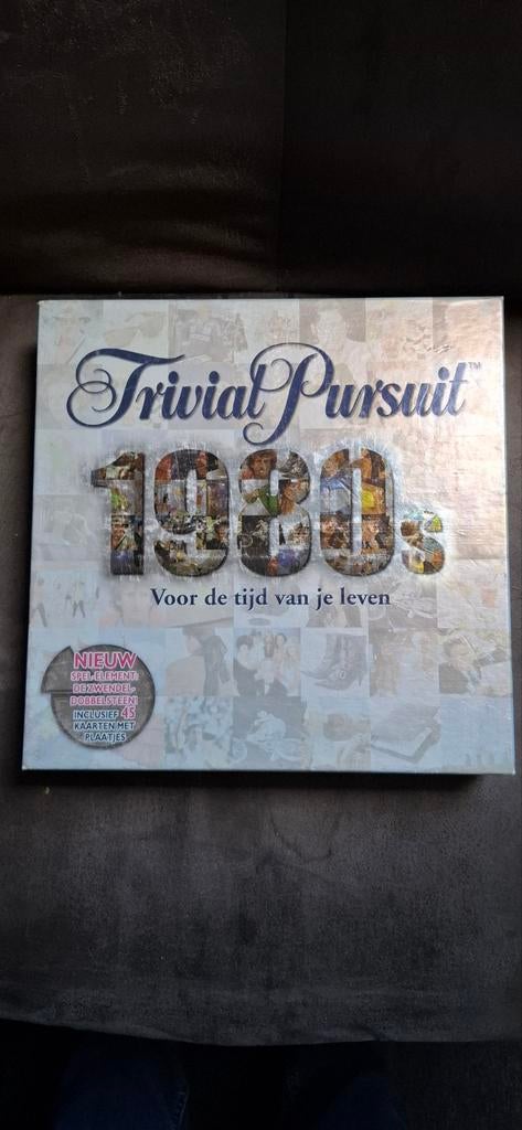 Trivial pursuit 1980's, Ophalen of Verzenden, Zo goed als nieuw, Hasbro