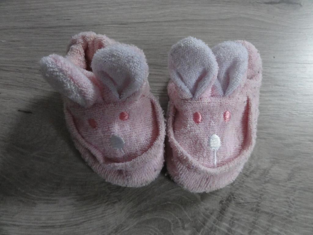 Slof / slofjes / pantoffeltjes konijn, Kinderen en Baby's, Ophalen of Verzenden, Gebruikt, Meisje, Slofjes
