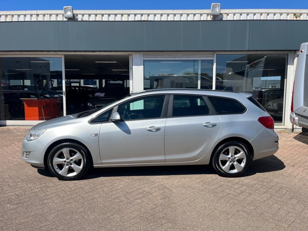 Opel ASTRA 1.4 T Edition Airco Cruise Navi PDC, Euro 5, Gebruikt, 4 cilinders, 1337 kg