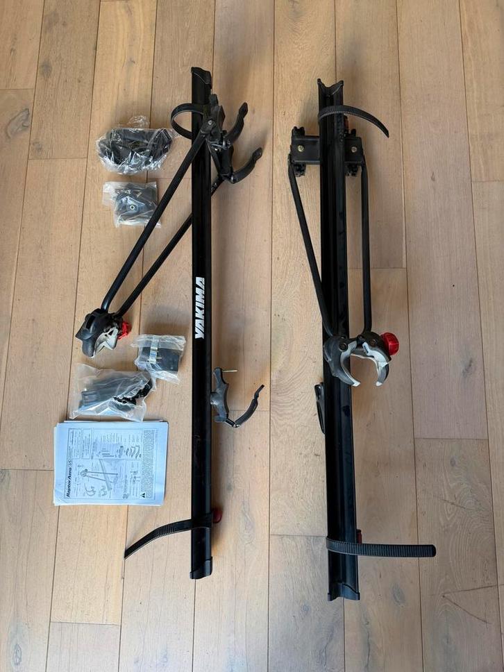 Set (2 st) Yakima fietsendragers voor op het dak van de auto, Fietsen en Brommers, Fietsaccessoires | Fietsenrekken, Gebruikt