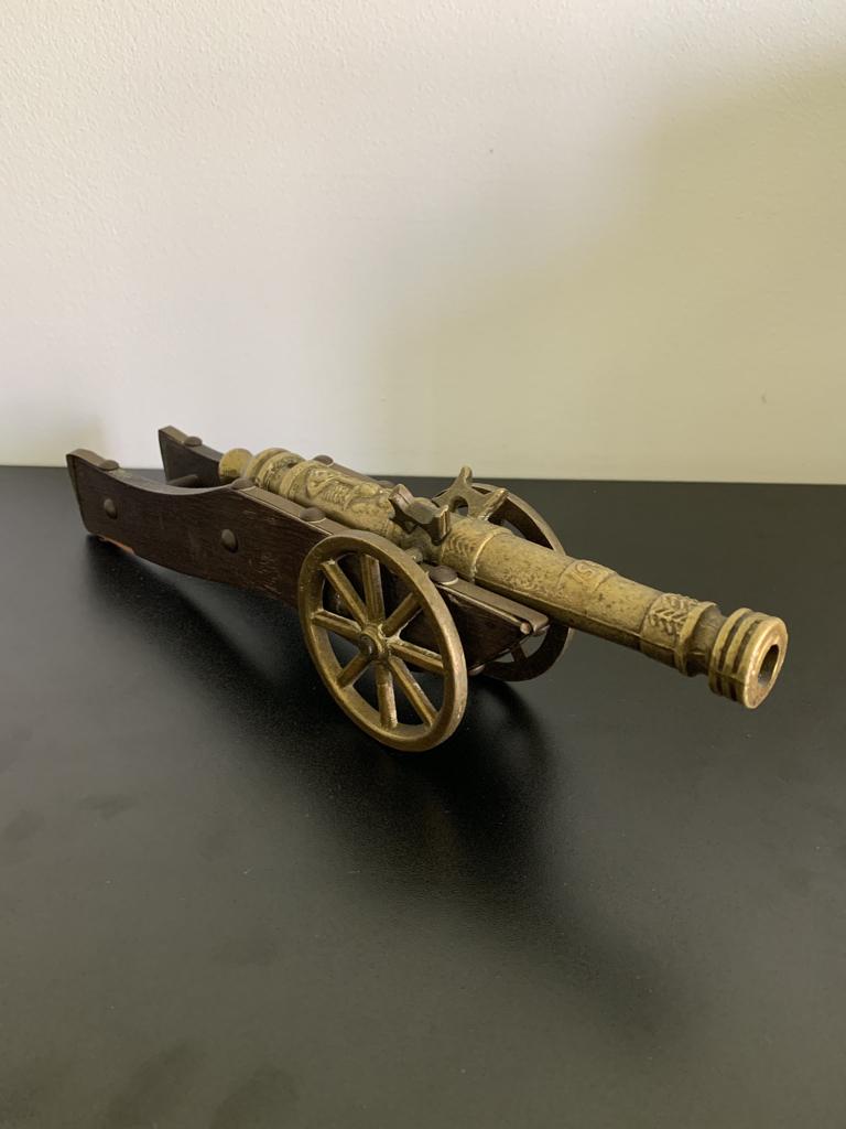 Vintage messing kanon op houten affuit – decoratief model, Ophalen of Verzenden, Koper