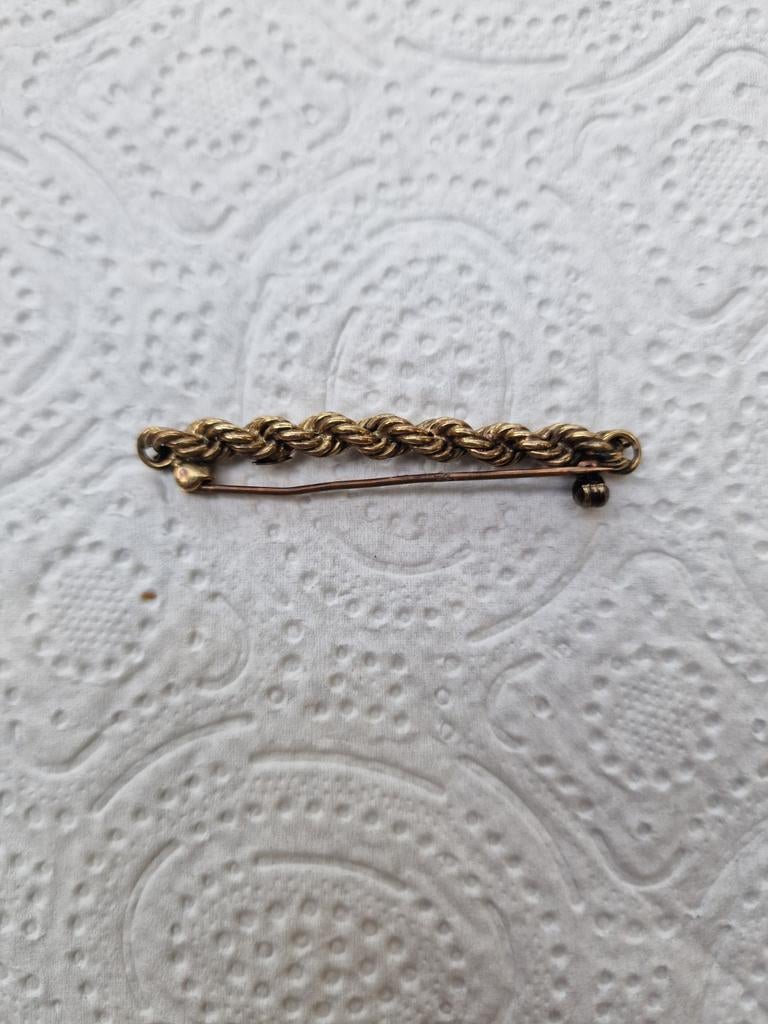 Vintage touw broche - double, Overige materialen, 4 tot 7 cm, Gebruikt, Ophalen of Verzenden