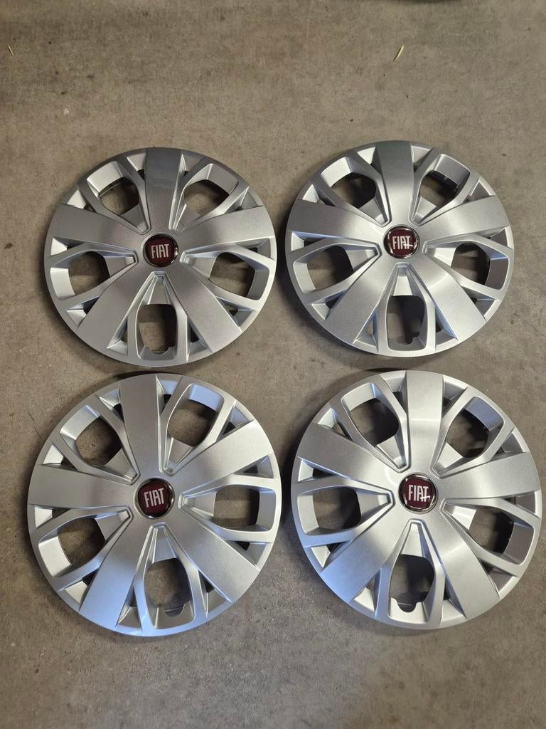 Fiat Ducato wieldoppenset origineel, splinternieuw, Auto diversen, Wieldoppen, Ophalen